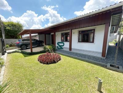 Casa para Venda, em Blumenau, bairro Velha Central, 3 dormitrios, 3 banheiros, 1 sute, 3 vagas