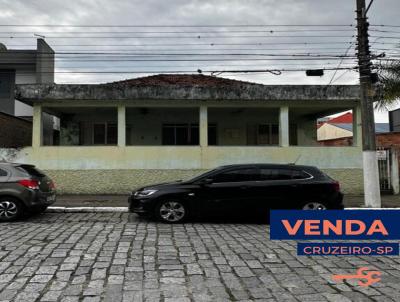 Casa para Venda, em Cruzeiro, bairro Centro, 4 dormitrios, 1 banheiro, 2 vagas