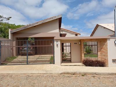 Casa para Venda, em Tiradentes, bairro guas Santas, 3 dormitrios, 2 banheiros, 1 sute, 2 vagas