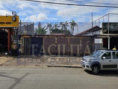 Casa para Venda, em Goinia, bairro Parque Amaznia, 3 dormitrios, 2 banheiros, 1 sute, 10 vagas