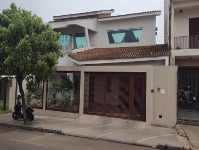 Casa para Venda, em Andradina, bairro Centro