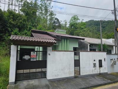 Casa para Venda, em Schroeder, bairro Centro Leste, 3 dormitrios, 2 banheiros, 1 sute, 2 vagas