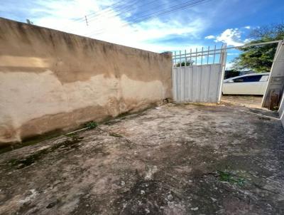 Casa para Venda, em Cristais Paulista, bairro Centro, 2 dormitrios, 1 banheiro, 1 vaga