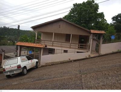 Casa para Venda, em Concrdia, bairro Flamengo, 4 dormitrios, 2 banheiros, 3 vagas