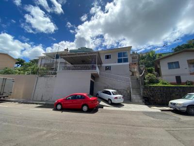 Casa para Venda, em Concrdia, bairro Industririos, 2 dormitrios, 1 banheiro, 2 vagas