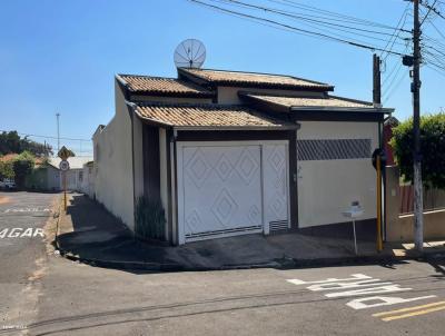 Casa para Venda, em Bauru, bairro Ncleo Residencial Beija-Flor, 2 dormitrios, 2 banheiros, 1 sute, 2 vagas