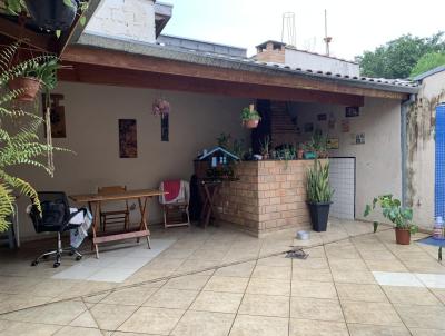 Casa para Venda, em , bairro Jardim Jaragu, 2 dormitrios, 2 banheiros, 3 vagas
