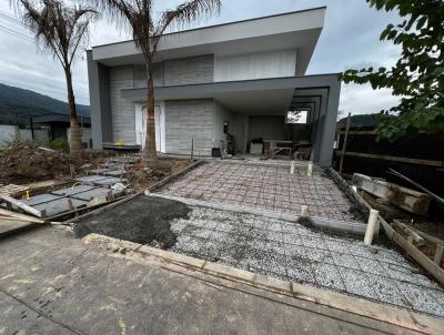 Casa Alto Padro para Venda, em Palhoa, bairro Pedra Branca, 3 dormitrios, 3 banheiros, 1 sute, 2 vagas