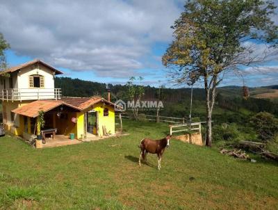 Fazenda para Venda, em So Tiago, bairro guas Santas, 3 dormitrios, 2 banheiros