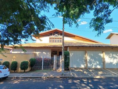 Casa para Venda, em Lins, bairro Jardim Ariano, 3 dormitrios, 1 sute