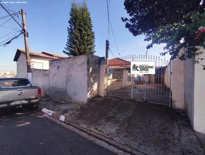 Casa / Sobrado para Venda, em Bragana Paulista, bairro VILA BATISTA, 2 dormitrios, 3 banheiros, 2 vagas