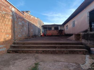 Casa para Venda, em Presidente Prudente, bairro ITAPURA II, 2 dormitrios, 1 banheiro, 1 vaga