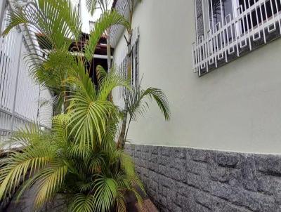 Casa para Venda, em Juiz de Fora, bairro Bairu, 3 dormitrios, 2 banheiros, 4 vagas