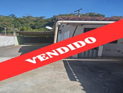 Casas 1 Quarto para Venda, em Saquarema, bairro Mombaa, 1 dormitrio, 1 banheiro, 1 vaga