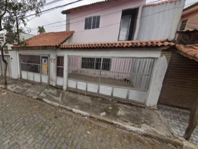 Casa para Locao, em Suzano, bairro Vila Figueira, 3 dormitrios, 1 banheiro, 1 sute, 4 vagas