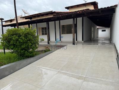 Casa para Venda, em Caldas Novas, bairro Bandeirante, 3 dormitrios, 3 banheiros, 1 sute, 5 vagas