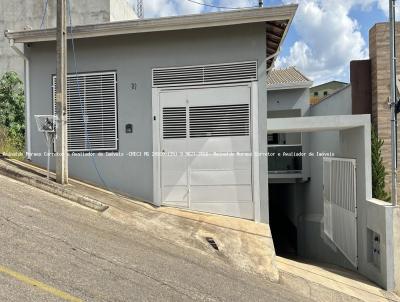 Casa para Venda, em Toledo, bairro Jardim Bom Jesus