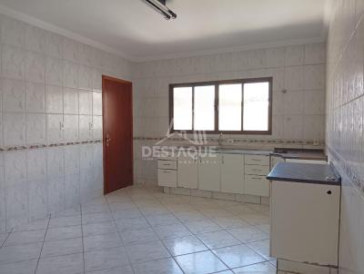 Casa para Locao, em Presidente Prudente, bairro Vila Santa Helena, 3 dormitrios, 1 banheiro, 1 sute, 2 vagas