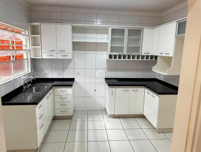 Casa para Locao, em Jaboticabal, bairro Centro, 3 dormitrios, 3 banheiros, 1 sute, 3 vagas