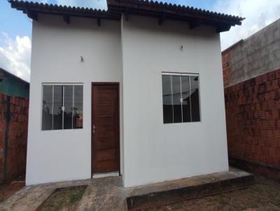 Casa para Venda, em Rio Branco, bairro Novo Calafate, 2 dormitrios, 2 banheiros, 1 sute