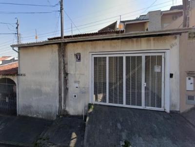 Casa para Venda, em Mogi das Cruzes, bairro Vila Lavnia, 2 dormitrios, 3 banheiros, 1 sute, 2 vagas