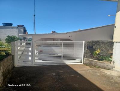 Casa para Venda, em Concrdia, bairro Petrpolis, 2 dormitrios, 1 banheiro, 1 vaga