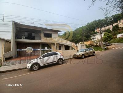 Casa para Venda, em Concrdia, bairro Industririos, 4 dormitrios, 1 banheiro, 2 sutes, 1 vaga