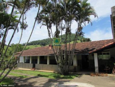 Stio para Venda, em Juiz de Fora, bairro Linhares, 6 dormitrios, 1 sute