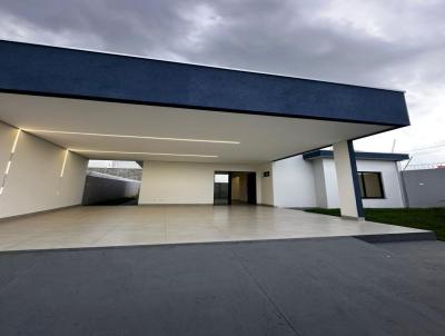 Casa para Venda, em Ji-Paraná, bairro Araçá, 2 dormitórios, 2 banheiros, 1 suíte, 1 vaga