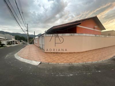 Casa para Locao, em Rio de Janeiro, bairro Campo Grande, 4 dormitrios, 3 banheiros, 2 sutes, 2 vagas