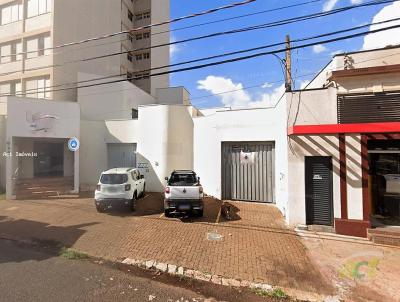 Casa para Venda, em Ribeiro Preto, bairro Centro, 4 dormitrios, 2 banheiros, 2 sutes, 5 vagas