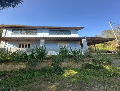 Casa para Venda, em Nova Friburgo, bairro Riograndina, 2 dormitrios, 1 banheiro, 2 vagas