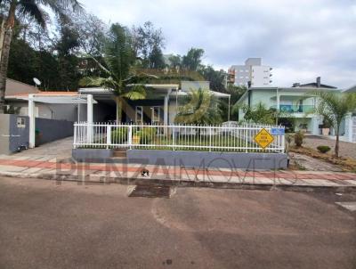 Casa para Venda, em Concrdia, bairro Centro, 2 dormitrios, 2 banheiros, 1 sute, 1 vaga