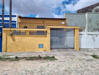 Casa para Venda, em Fortaleza, bairro Parque Arax, 3 dormitrios, 1 banheiro, 2 sutes, 2 vagas