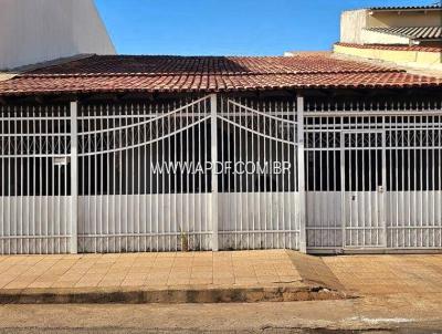 Casa para Venda, em Braslia, bairro Taguatinga Norte (Taguatinga), 2 dormitrios, 2 banheiros, 1 sute, 3 vagas