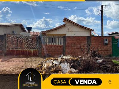 Casa para Venda, em Rolim de Moura, bairro Centenrio, 2 dormitrios, 1 banheiro, 1 vaga