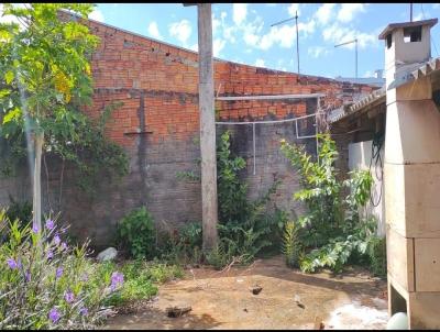 Casa para Venda, em Arapongas, bairro centro