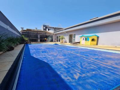 Casa para Venda, em Piratininga, bairro Centro, 4 dormitrios, 5 banheiros, 4 sutes, 2 vagas