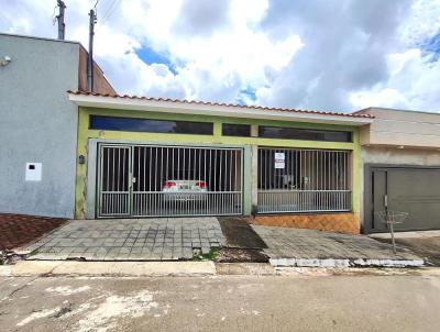 Casa para Venda, em Alfenas, bairro Residencial Novo Horizonte, 3 dormitrios, 2 banheiros, 1 sute, 2 vagas