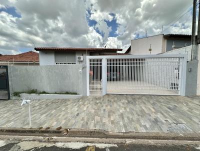 Casa para Venda, em Lins, bairro Jardim Ariano, 3 dormitrios, 3 banheiros, 1 sute, 2 vagas