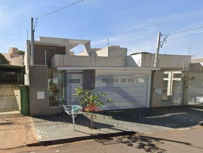 Casa para Venda, em Umuarama, bairro Zona II, 3 dormitrios, 1 banheiro, 3 sutes, 3 vagas