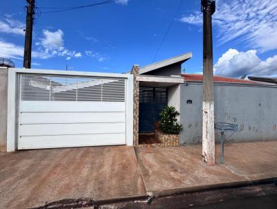 Casa para Venda, em Salto Grande, bairro Conjunto Habitacional Comendador Antonio Vigan, 3 dormitrios, 1 banheiro, 1 sute