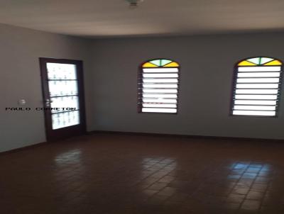 Casa para Venda, em Araatuba, bairro Planalto, 2 dormitrios, 1 banheiro, 2 vagas