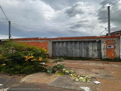 Casa para Venda, em Montes Claros, bairro Independncia, 2 dormitrios, 1 banheiro, 1 vaga