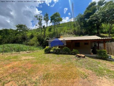 Casa para Locao, em Petrpolis, bairro Posse, 2 dormitrios, 2 banheiros, 1 sute, 4 vagas