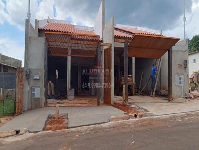 Casa Geminada para Venda, em Jata, bairro SANTA TEREZINHA, 3 dormitrios, 1 banheiro, 1 sute, 2 vagas