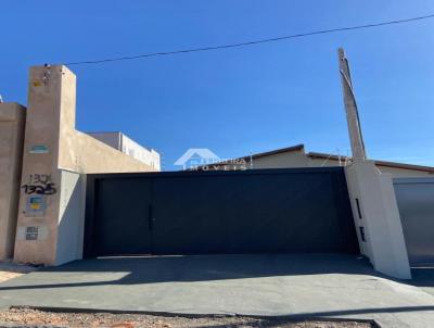 Casa para Venda, em , bairro Jardim Adelinha, 2 dormitrios, 1 banheiro, 1 sute, 1 vaga