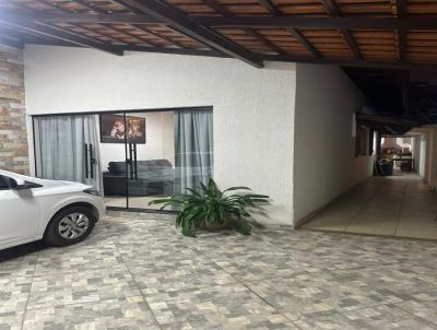 Casa para Venda, em Betim, bairro Vila das Flores, 3 dormitrios, 1 banheiro, 1 sute, 3 vagas