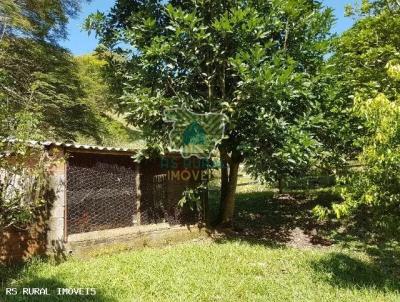 Stio para Venda, em Juiz de Fora, bairro Torrees, 5 dormitrios, 2 banheiros, 1 vaga