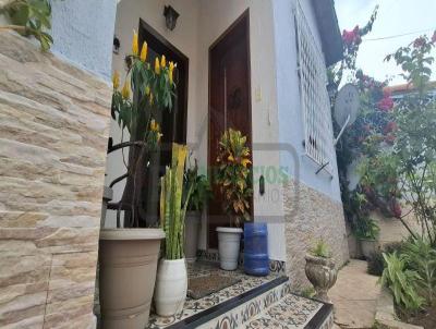 Casa para Venda, em Juiz de Fora, bairro Industrial, 4 dormitrios, 4 banheiros, 2 sutes, 5 vagas